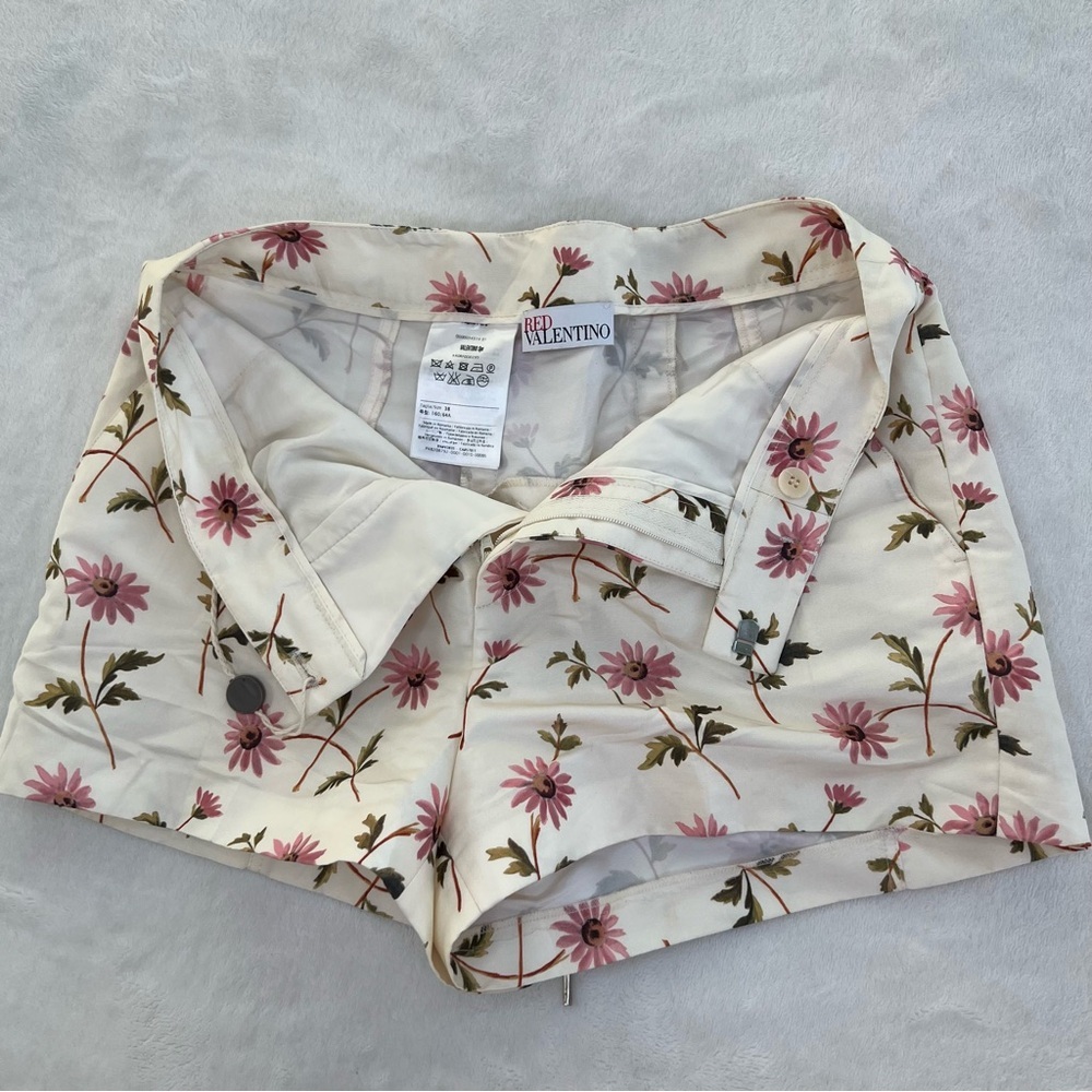REDValentino Floral Daisy Faille Shorts Lace-Up Back IT 38 US 2/4 - Picture 3 of 7